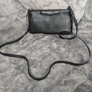 Givenchy Black Leather Antigona Crossbody Bag